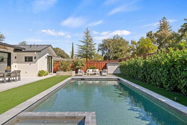 1624 Wakefield Terrace, Los Altos, CA 94024
