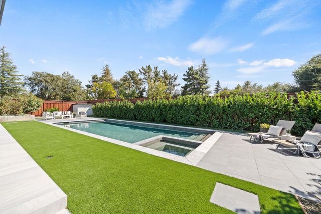1624 Wakefield Terrace, Los Altos, CA 94024