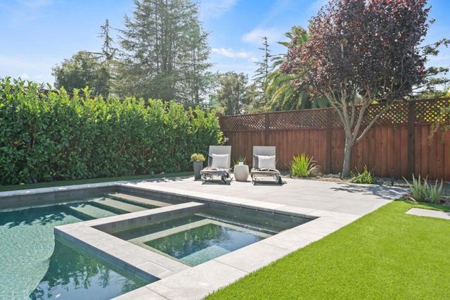 1624 Wakefield Terrace, Los Altos, CA 94024