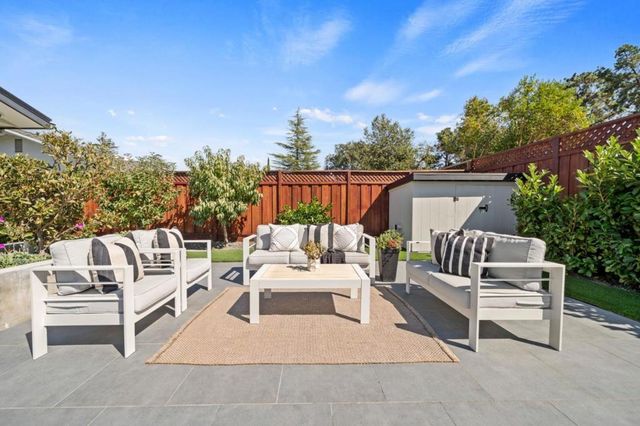 1624 Wakefield Terrace, Los Altos, CA 94024