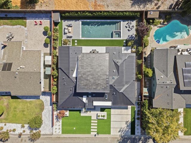 1624 Wakefield Terrace, Los Altos, CA 94024