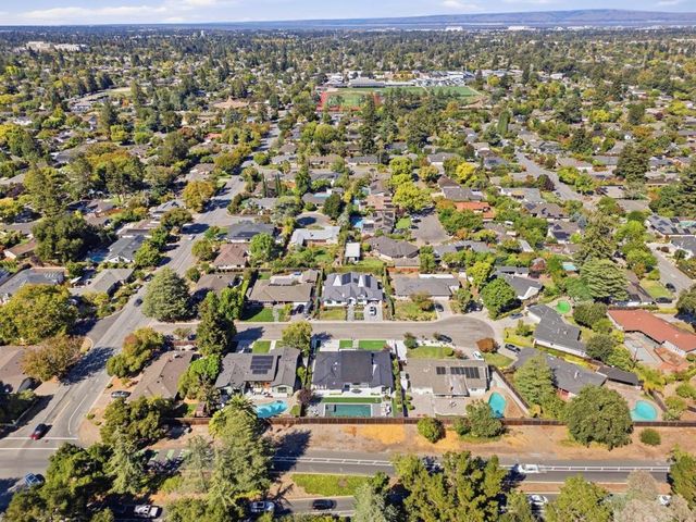 1624 Wakefield Terrace, Los Altos, CA 94024