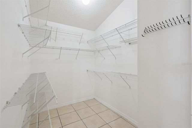 948 RIVECON AVENUE, Orlando, FL 32825
