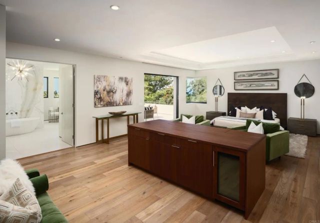 6819 Paseo Laredo, La Jolla, CA 92037