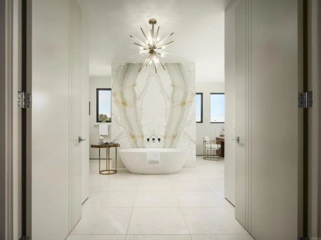 6819 Paseo Laredo, La Jolla, CA 92037