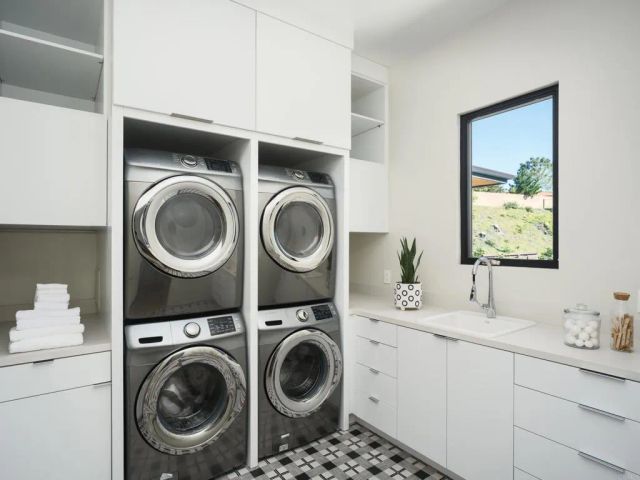 6819 Paseo Laredo, La Jolla, CA 92037