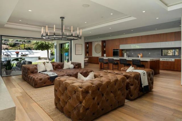 6819 Paseo Laredo, La Jolla, CA 92037