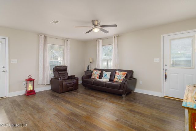 53 2nd Avenue, Lucedale, MS 39452