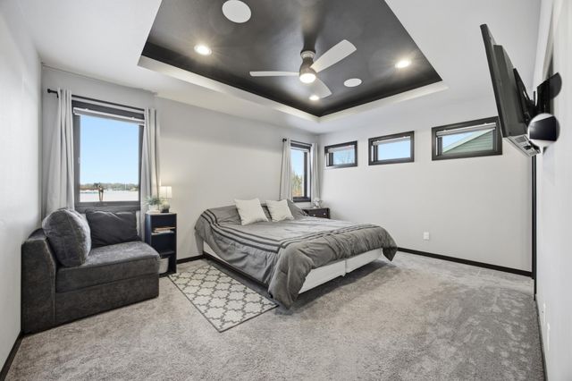 6137 68th Street S, Fargo, ND 58104