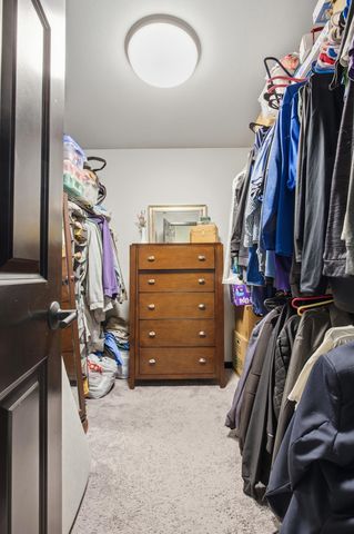 6137 68th Street S, Fargo, ND 58104