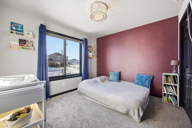 6137 68th Street S, Fargo, ND 58104