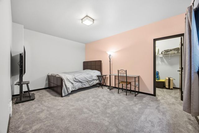 6137 68th Street S, Fargo, ND 58104