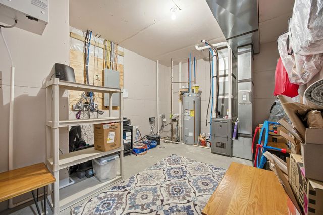 6137 68th Street S, Fargo, ND 58104