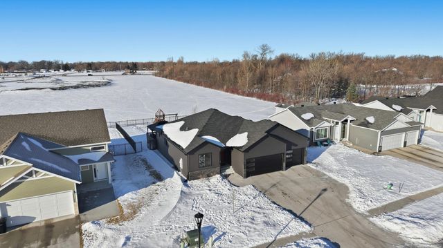 6137 68th Street S, Fargo, ND 58104