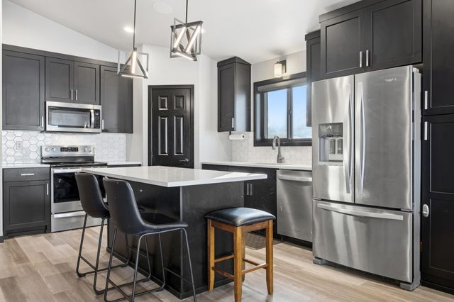 6137 68th Street S, Fargo, ND 58104