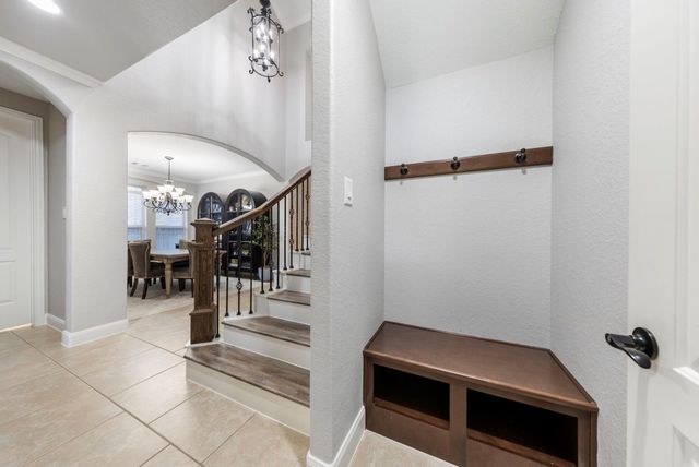 103 S Vershire Circle, Magnolia, TX 77354