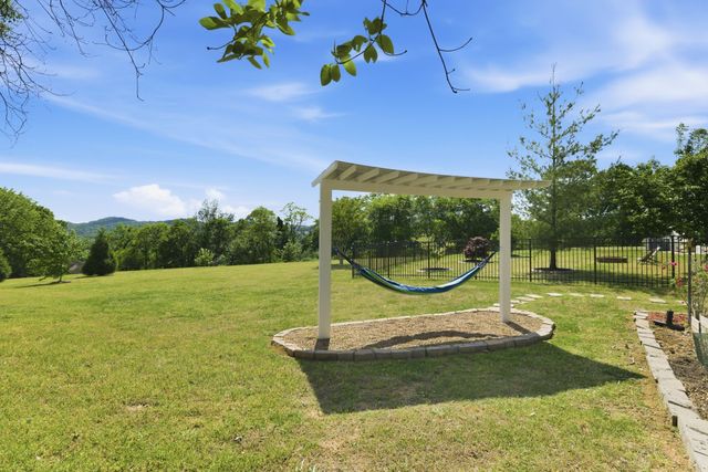 1159 Saddle Springs Drive, Thompsons Station, TN 37179