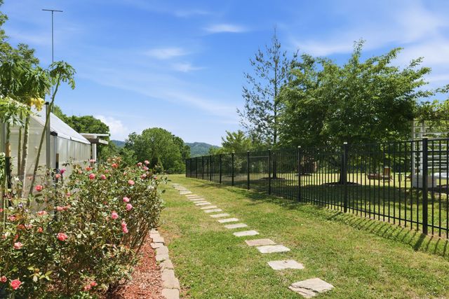 1159 Saddle Springs Drive, Thompsons Station, TN 37179