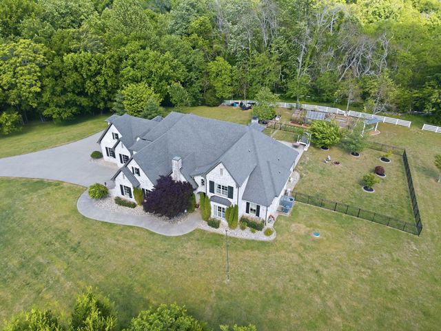 1159 Saddle Springs Drive, Thompsons Station, TN 37179