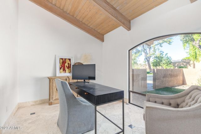 4450 E CAMELBACK Road 1, Phoenix, AZ 85018