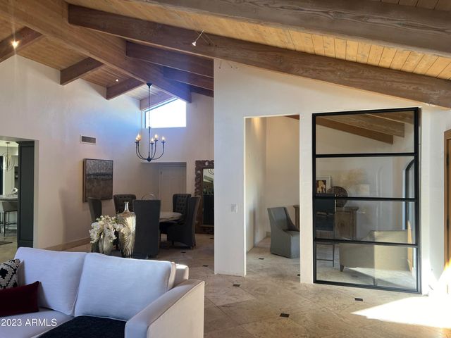 4450 E CAMELBACK Road 1, Phoenix, AZ 85018