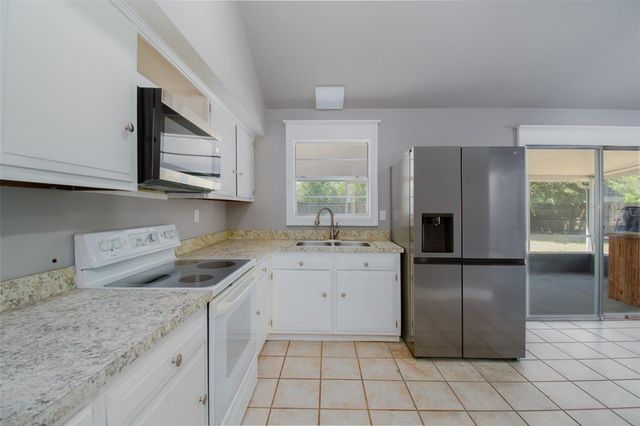2411 NW 54TH AVENUE, Gainesville, FL 32653