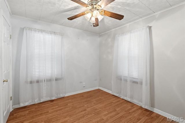 10346 Saint Henry Lane, St Ann, MO 63074
