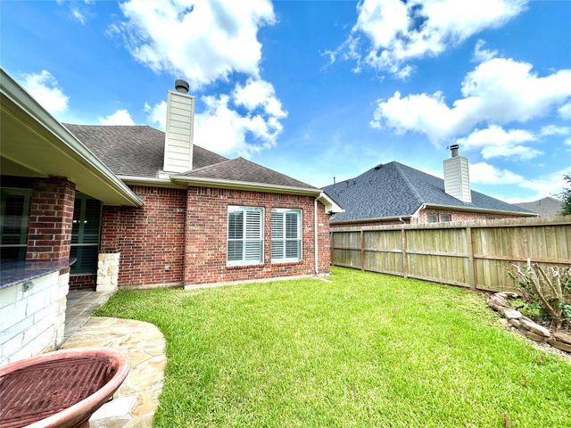 2606 Sun Flare Lane, Pearland, TX 77584