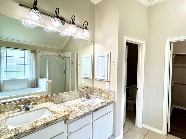 2606 Sun Flare Lane, Pearland, TX 77584