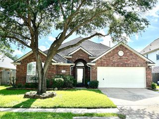 2606 Sun Flare Lane, Pearland, TX 77584