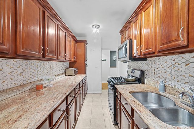 29 Abeel Street 3A, Yonkers, NY 10705