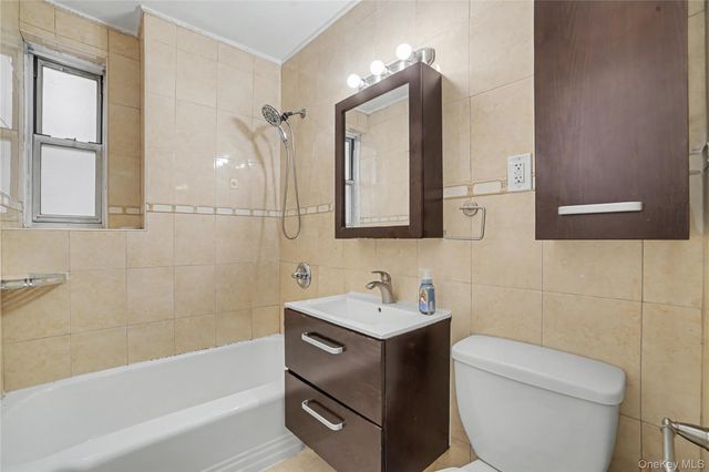 29 Abeel Street 3A, Yonkers, NY 10705