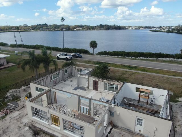 803 WHITCOMB BOULEVARD, Tarpon Springs, FL 34689