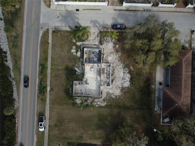 803 WHITCOMB BOULEVARD, Tarpon Springs, FL 34689
