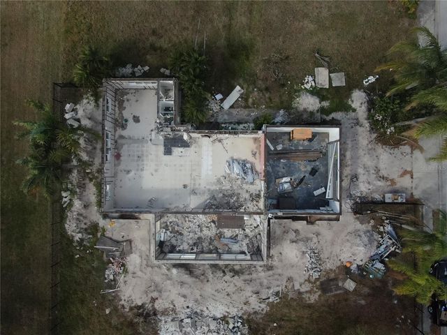 803 WHITCOMB BOULEVARD, Tarpon Springs, FL 34689