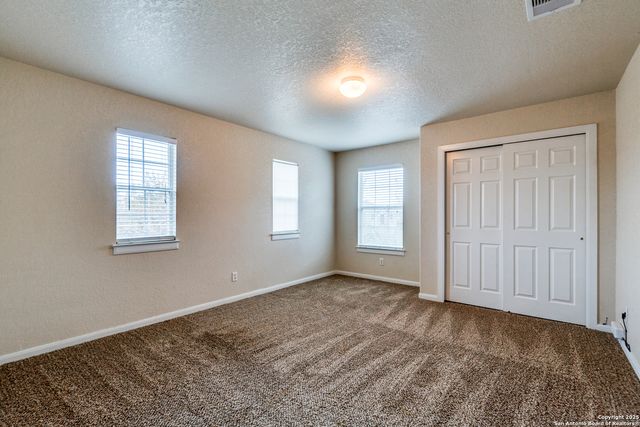 527 MESA LOOP, San Antonio, TX 78258