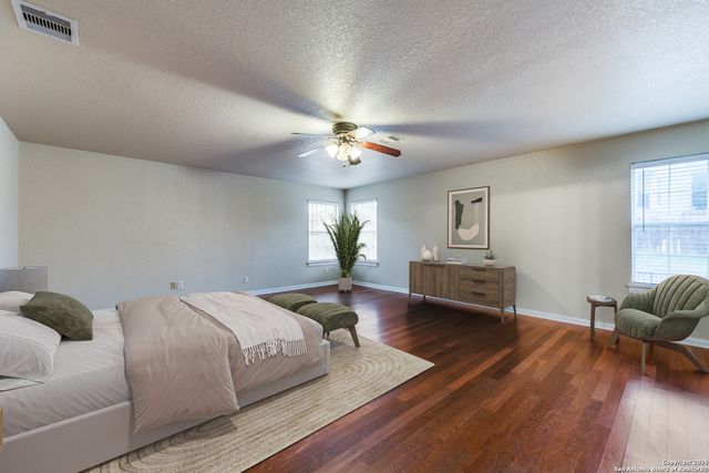 527 MESA LOOP, San Antonio, TX 78258