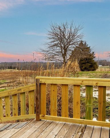 20671 K HWY, Blackwater, MO 65322