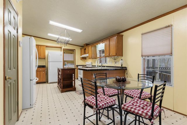 20671 K HWY, Blackwater, MO 65322