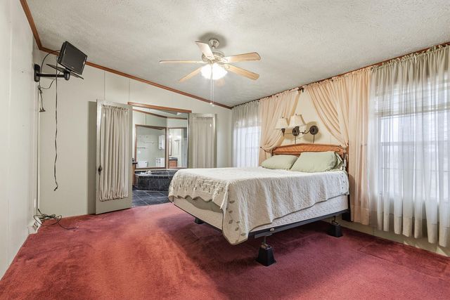 20671 K HWY, Blackwater, MO 65322