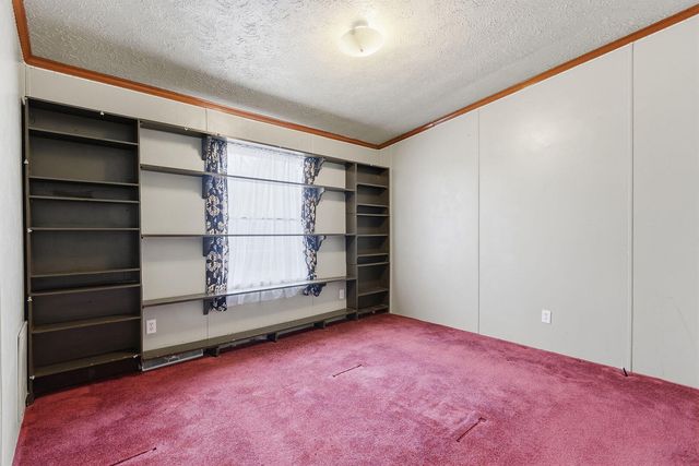 20671 K HWY, Blackwater, MO 65322