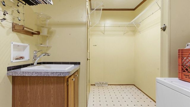 20671 K HWY, Blackwater, MO 65322