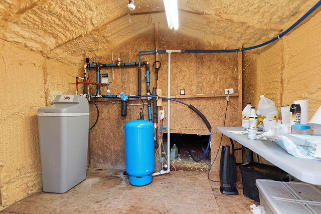 20671 K HWY, Blackwater, MO 65322