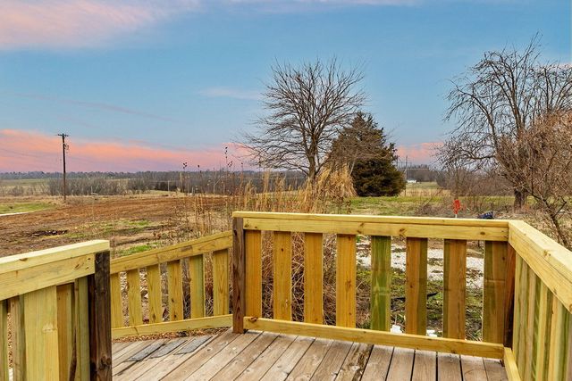 20671 K HWY, Blackwater, MO 65322