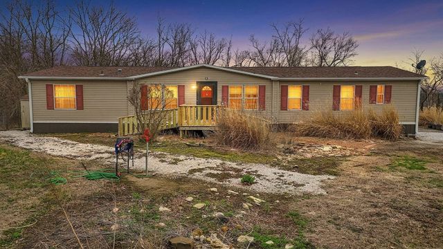 20671 K HWY, Blackwater, MO 65322