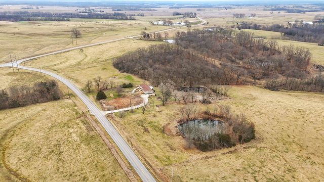 20671 K HWY, Blackwater, MO 65322