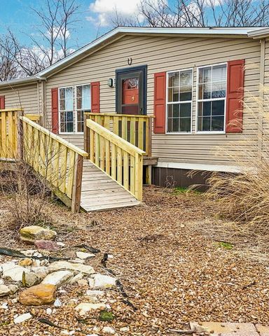 20671 K HWY, Blackwater, MO 65322