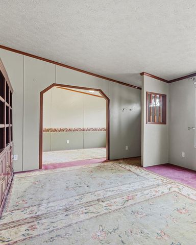 20671 K HWY, Blackwater, MO 65322