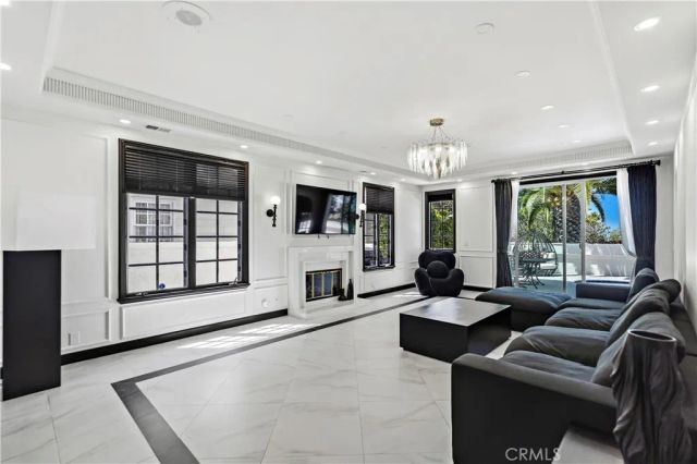 19 Belmont, Newport Beach, CA 92660