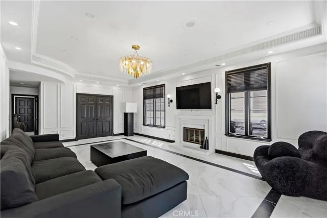 19 Belmont, Newport Beach, CA 92660
